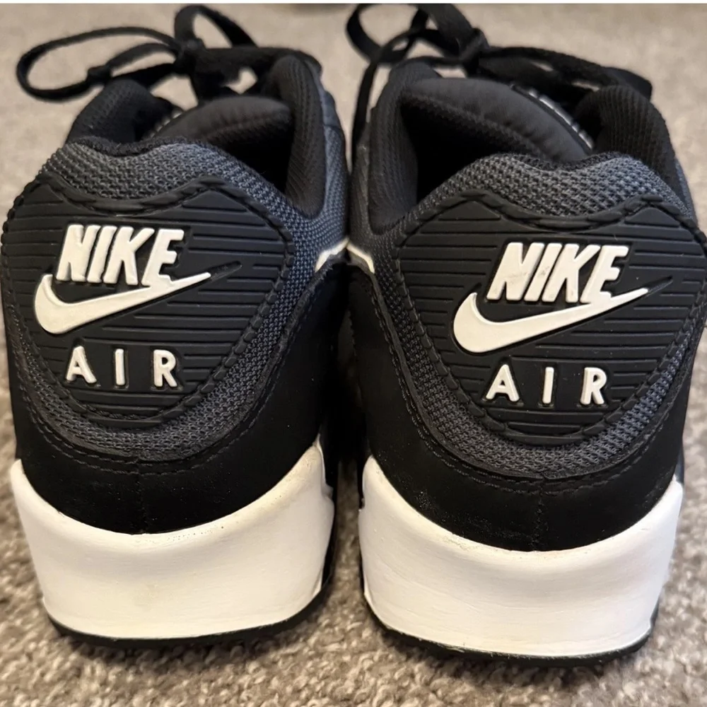 Men’s Nike Air Max 90s. Size 12 Clean - Picture 3 of 6